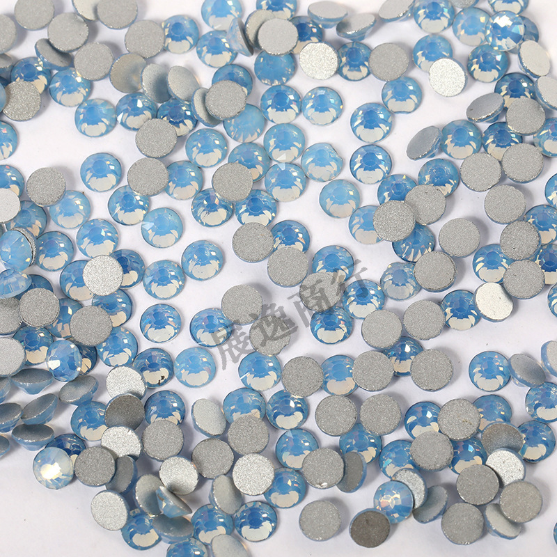 彩色平底钻美/美甲钻/饰品配件白底实物图