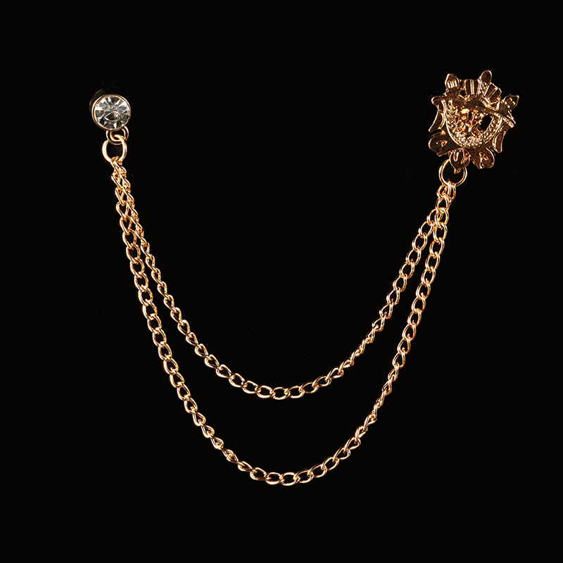 2021 Winter Creative Bird Sweater Chain Brooch Retro Simple European And American Style Five-Pointed Star Dress With Corsage Application Scenario