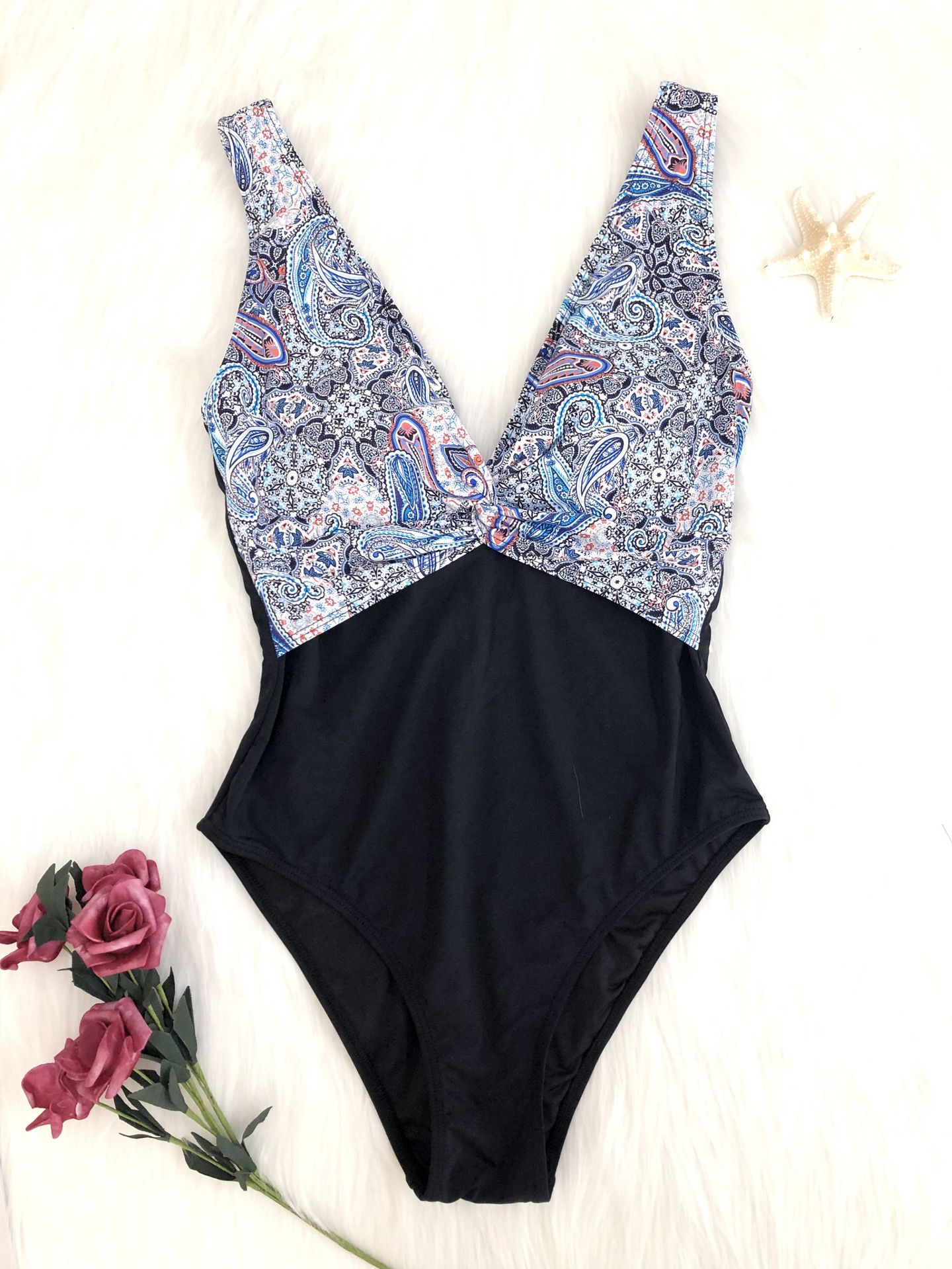 Swimwear women in one sexy European and American triangle one-piece swimsuit factory direct sales 2020-15