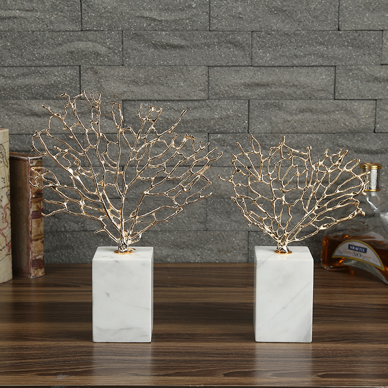 Wholesale of European-style creative metal decorative items, coral tree marble ornaments, home soft furnishings and light luxury decorative decorations details Picture