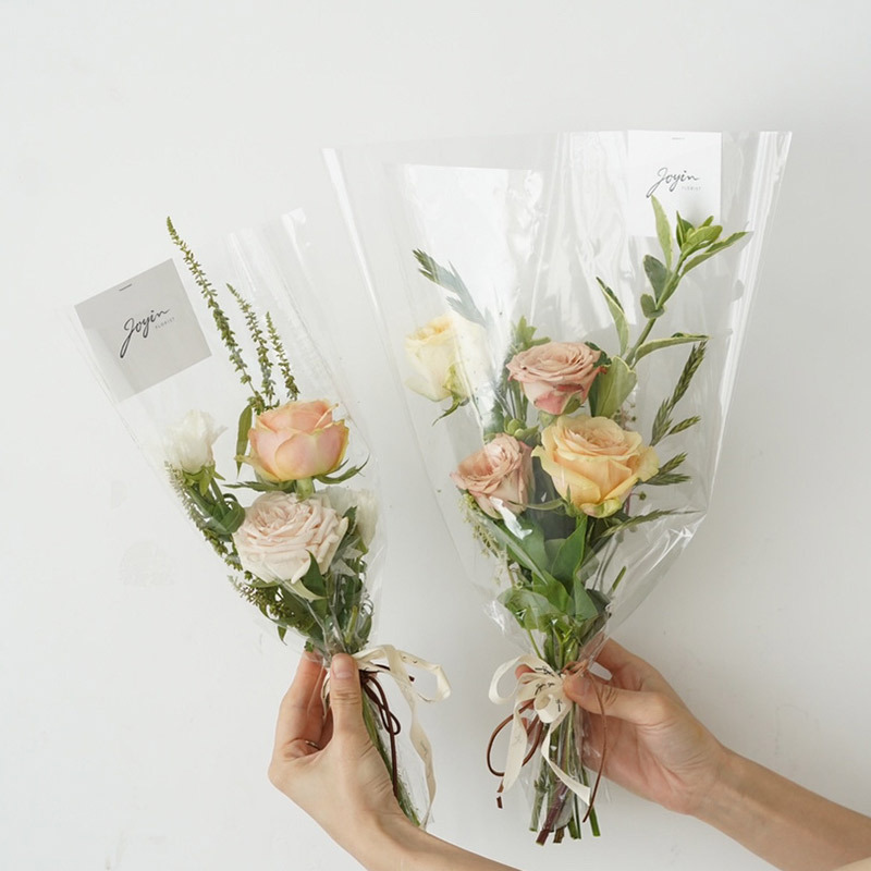 Flower decoration bag flower bag Goddess Festival transparent English waterproof bag florist flower arrangement packaging materials wholesale Application Scenario
