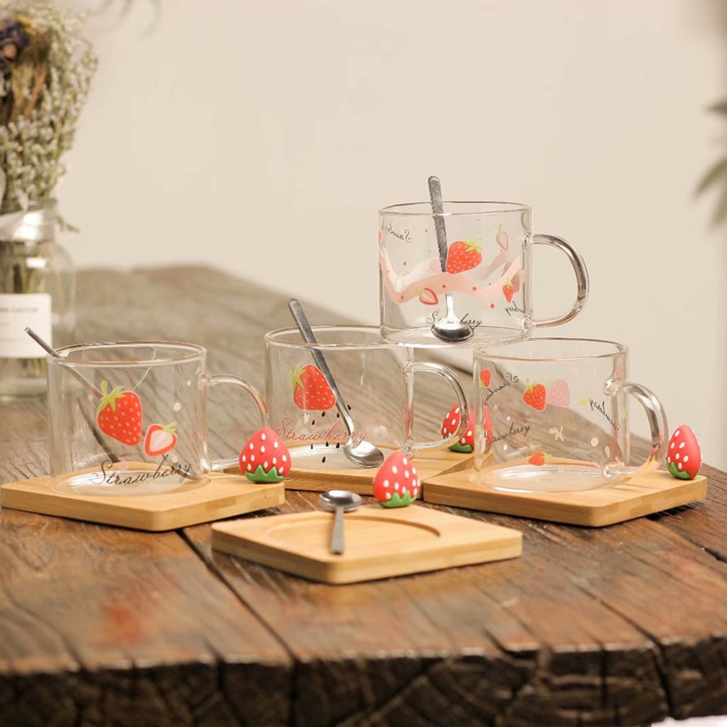 Strawberry glass coffee cups and plates with spoons, creative fruit bamboo elevated borosilicate glass cups, student gift cups, milk cups