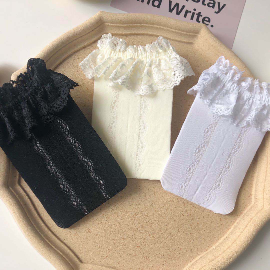 Spring and Summer new collection: French retro smoked orange heart-shaped hollowed-out lace fringed pile socks, elastic calf socks and short socks Application Scenario