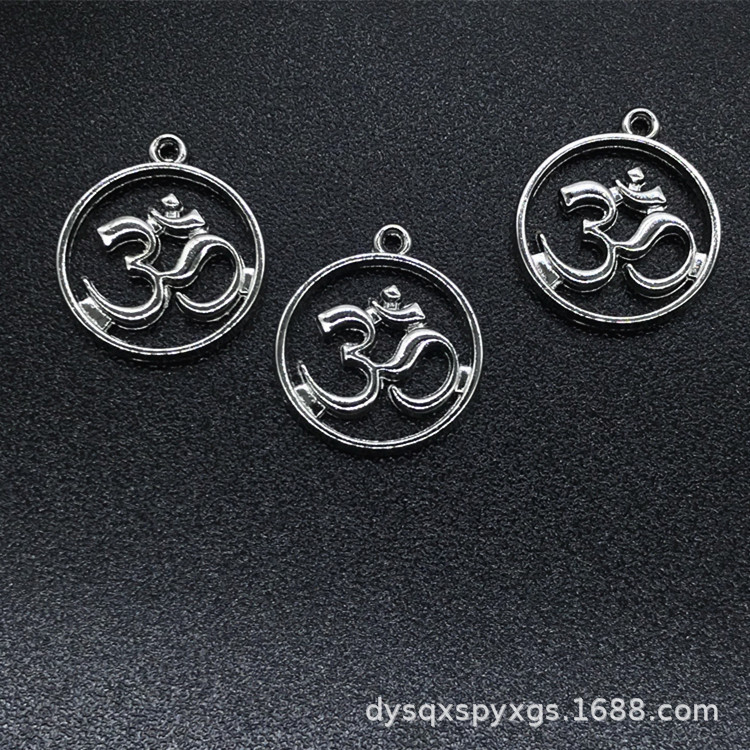 DIY jewelry accessories, silver alloy round pendants, necklaces, bracelets, pendants, factory direct sales. Colors can be customized details Picture