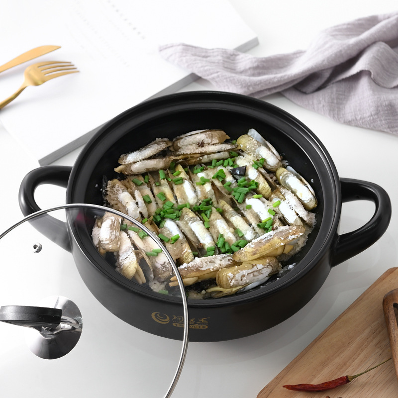Dry-burning non-cracking visual lid household ceramic high-temperature resistant shallow pot 煲仔饭 open flame braised chicken and rice clay pot Application Scenario
