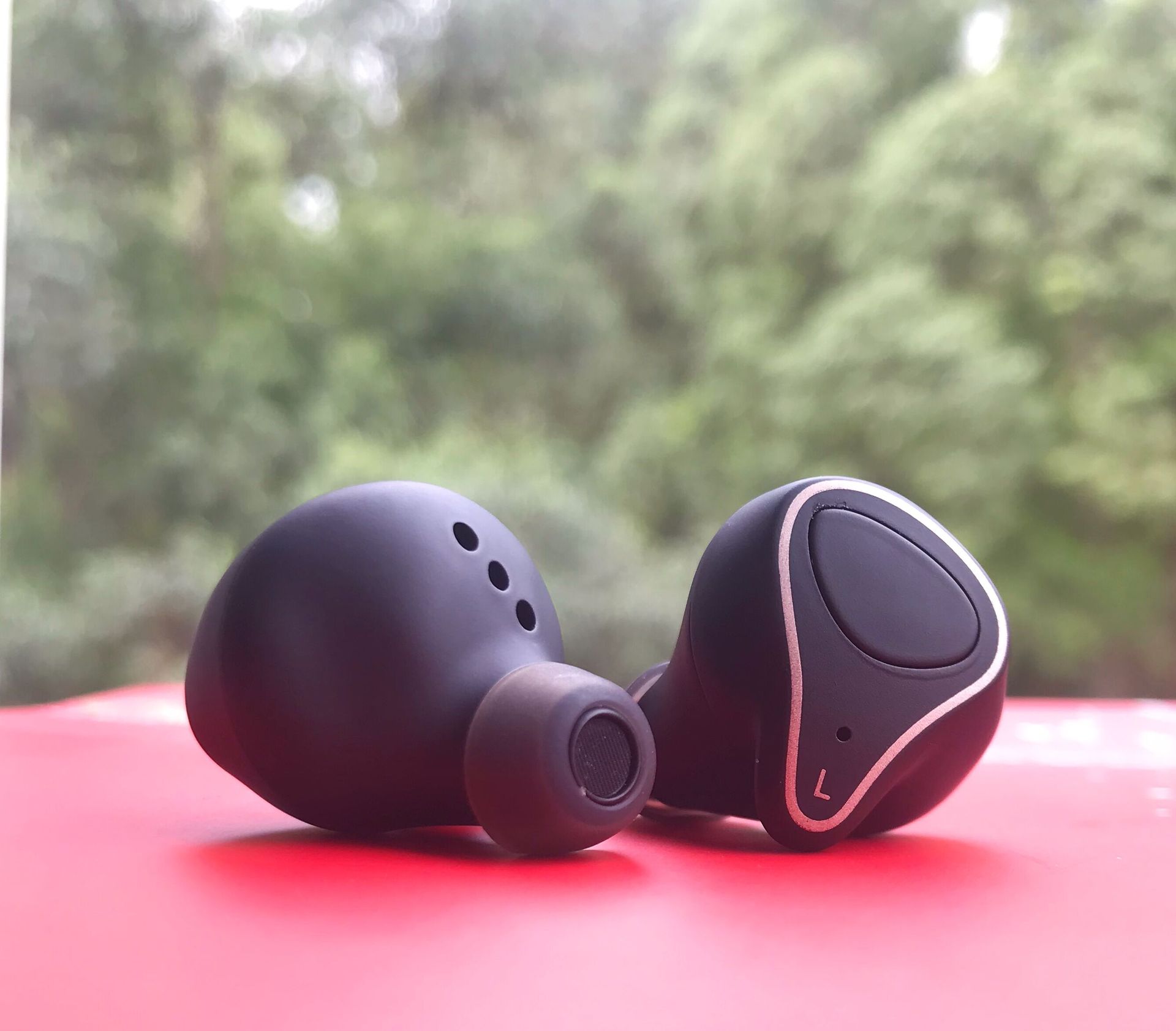 The factory's new wireless Bluetooth headphones, Amazon TWS, are a pair of ear-side rectangular core original image Jerry 5.1 charging case for both ears Item Picture
