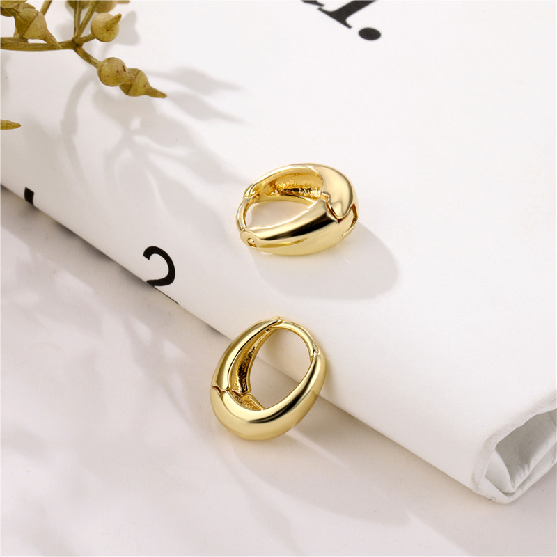 Korean Version Of Simple Geometric C-Shape Ear Buckle Color Matching Oval Earrings Feminine Ins-Style Hollow Smooth Earrings Popular Jewelry Fashion Earrings Korean Version Earrings Ear Buckle Brand Oem Processing Specification drawing