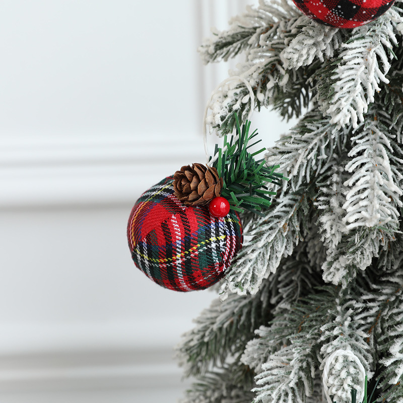 圣诞吊球新品圣诞球挂件5CM红绿麻布包粘松针叶圣诞球盒装吊球装饰品详情图4