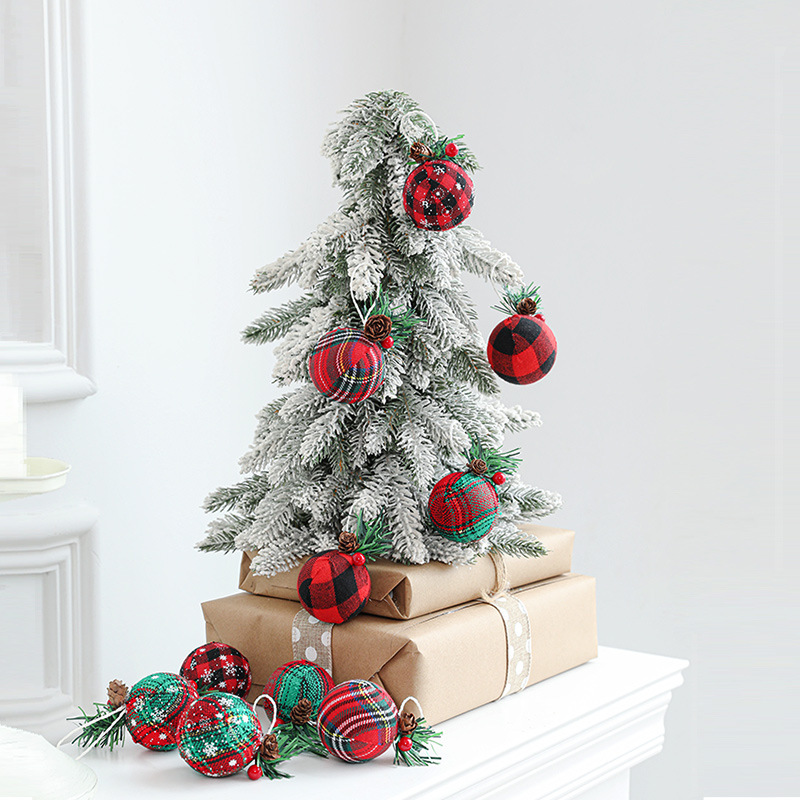 圣诞吊球新品圣诞球挂件5CM红绿麻布包粘松针叶圣诞球盒装吊球装饰品详情图3