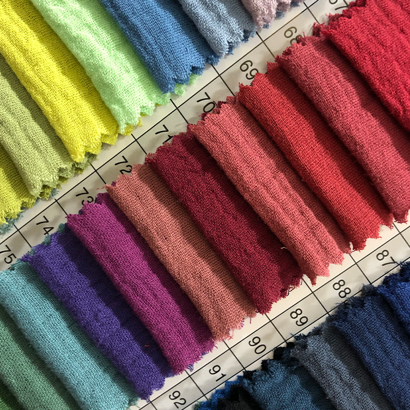 Factory direct sales of 40*40 double-layer gauze fabric made of pure cotton. Double-layer crepe fabric for home sleeping clothes and trousers is available in stock Application Scenario