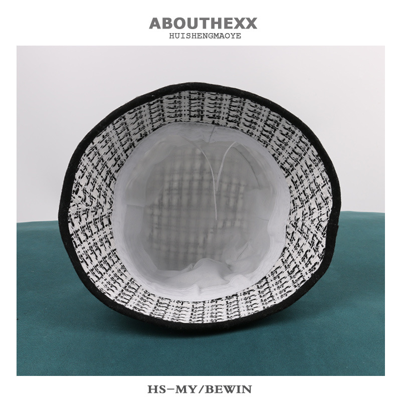 Little Chanel wind hat, children's autumn and winter black and white checkered bucket hat, Korean style versatile fisherman hat, Japanese style casual knitted basin hat Application Scenario