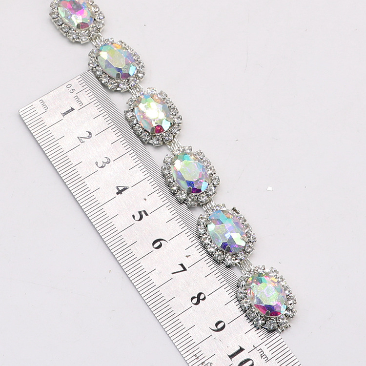 In stock: 10*14 oval glass diamond crystal chain, fancy claw chain, bag strap, welded decorative chain, clothing accessories, welded code chain details Picture