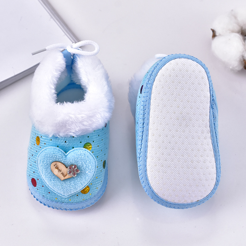 Winter Warm Cotton Shoes Plus Velvet Non-Slip Toddler Shoes Cute Shoes Cartoon Love Baby Shoes Spot Wholesale Application Scenario
