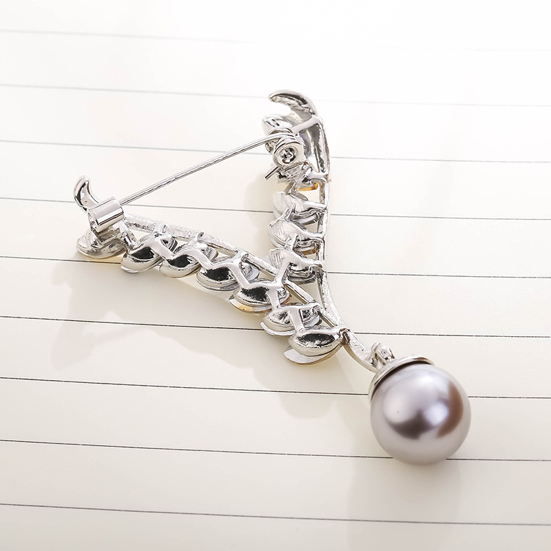 高档v字形个/西装配饰跨境细节图