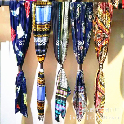 Wholesale of 2022 new crinkled diamond-shaped silk scarves for professional decoration, faux silk printed exquisite pleated scarves details Picture
