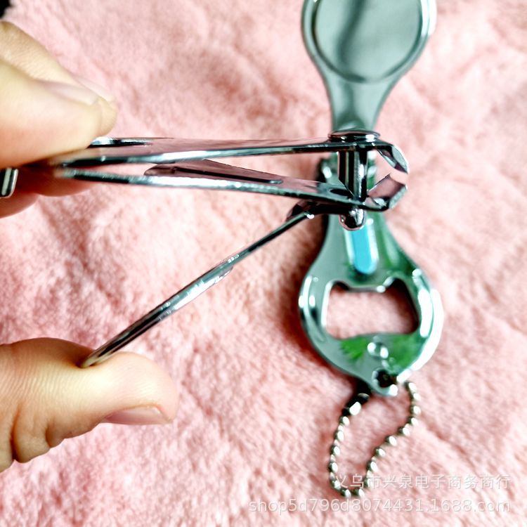 Round nail clippers, bottle screwdrivers, two-in-one flat nail clippers, nail clippers, multi-functional portable nail clippers Specification image