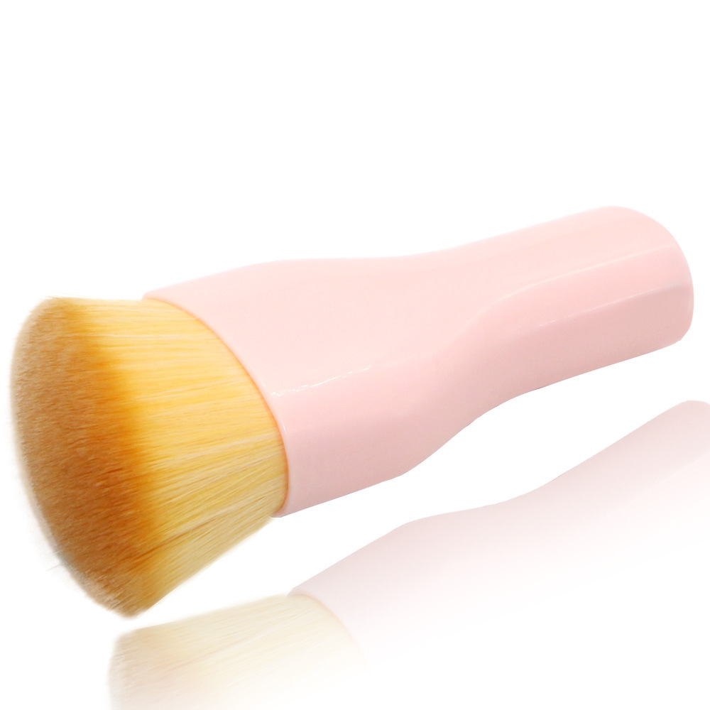 Factory direct sales of new slanted foundation brushes, medium-long handle single blush brushes, multi-functional contour brushes and beauty brushes Application Scenario