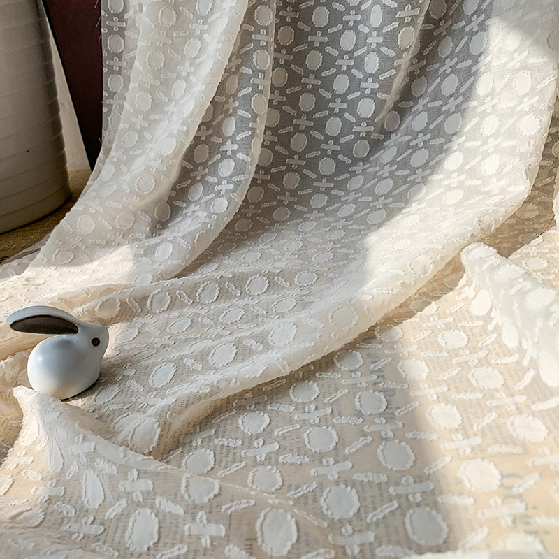 弘利科技【新品】100dD雪纺几何花型提花剪花面料时装女装上衣衬衫长袖布细节图