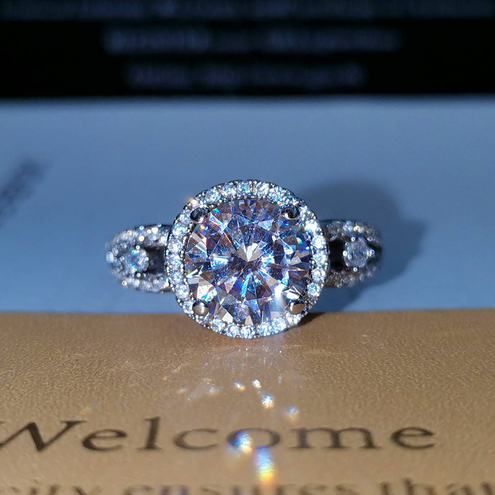European and American foreign trade light luxury full diamond pure silver ring, crown, 2-carat gas moissanite, wedding and year-end party gift distribution details Picture