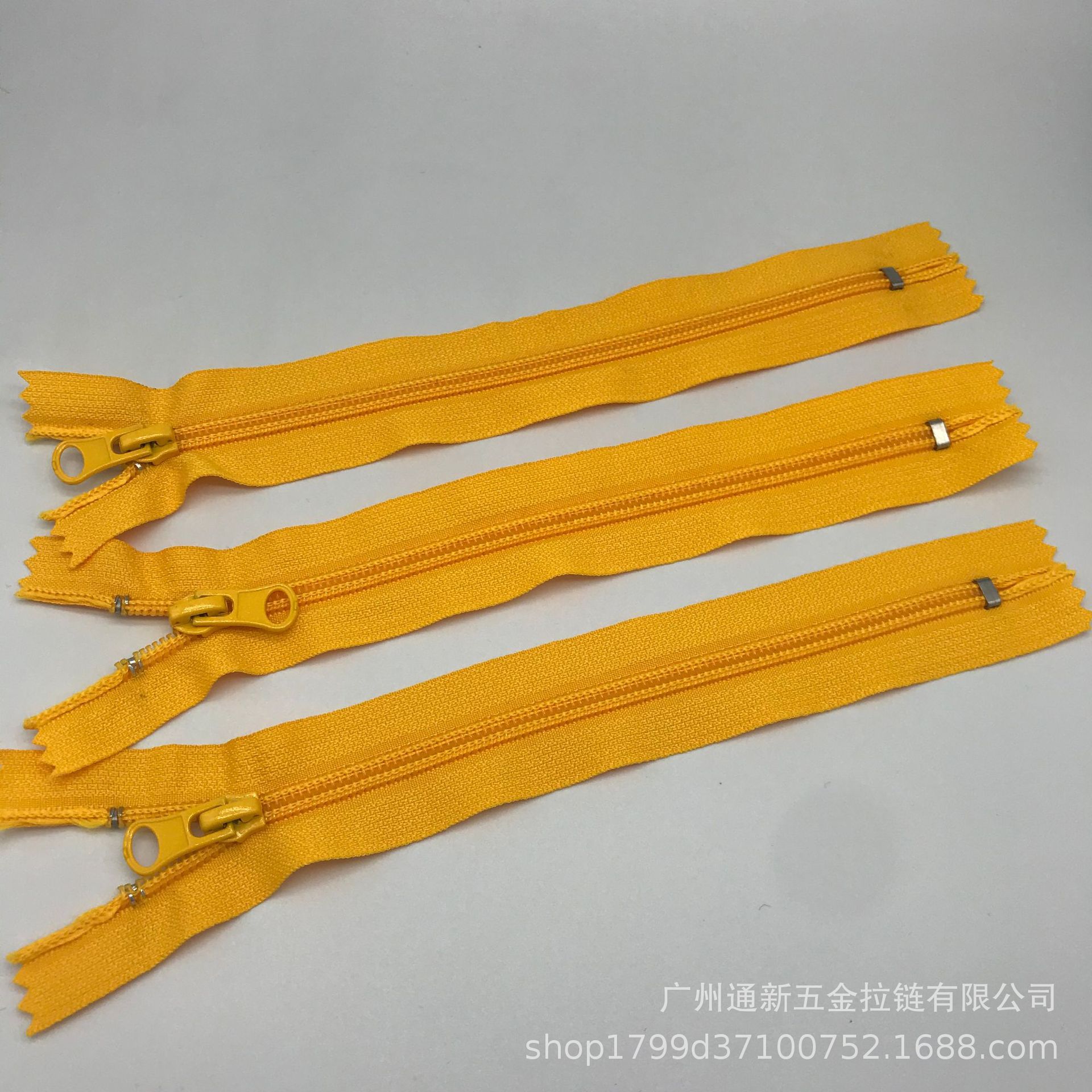 厂家直供 5#号尼龙开尾拉链 葫芦头彩色尼龙拉链服装箱包码庄拉链