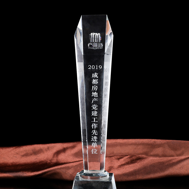 Customized crystal trophies and MEDALS, thumb creative crystal with inner engraving technique, five-pointed star engraved with Xiangyu crystal details Picture