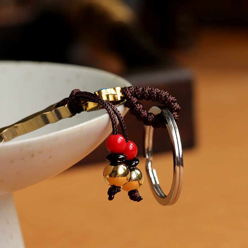 Pure brass solid axe keychain, New Year's lucky axe small pendant, retro gift, Fangtian halberd axe Application Scenario