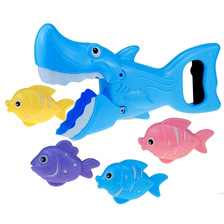 鲨鱼夹大鱼吃小鱼玩具鲨鱼机械手儿童洗澡浴室戏水玩具跨境新品