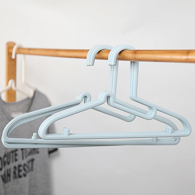 Processing custom Japanese plastic collar hanger non-slip non-trace household clothes shelf clothes support 4 sets Application Scenario