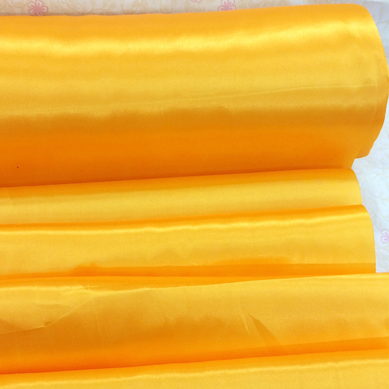 Red silk Buddha cloth, big red silk cloth, ribbon-cutting opening cloth, dancing gift box, yellow silk cloth, opening shiny silk cloth, eight pieces of satin Specification image