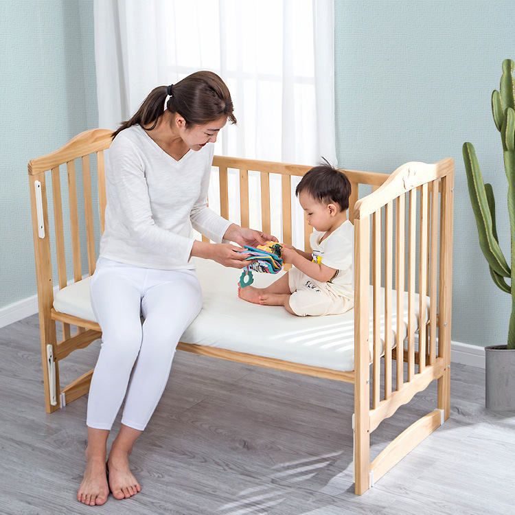 European Solid Wood Crib Pine Splice Bed Multi-Functional Movable Newborn Cradle Bed Baby Bed Children's Bed Application Scenario