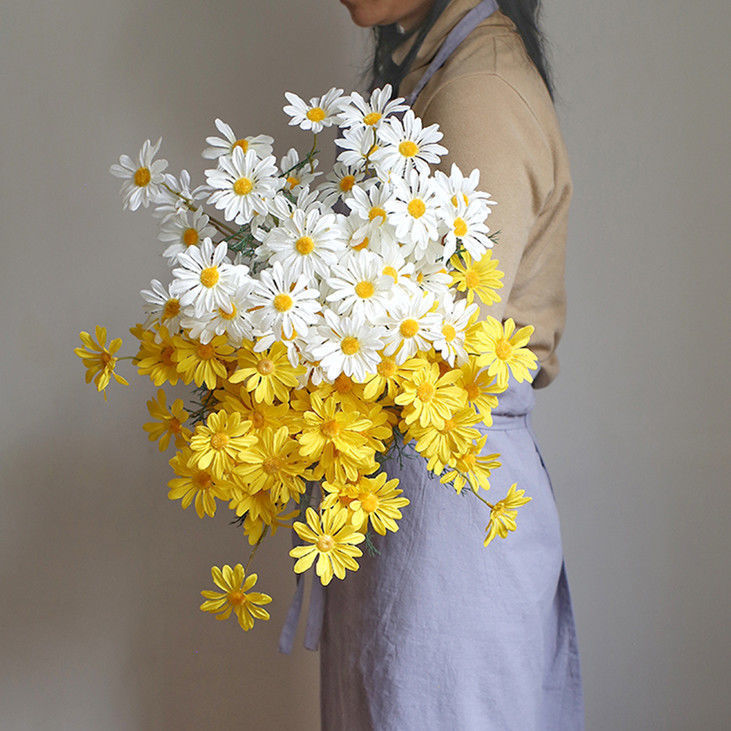 5 Heads Of Dutch Chrysanthemum Small Daisy, Persian Chrysanthemum Simulation Flower, Silk Flower, Small Wild Chrysanthemum Fake Flower, Daisy Decoration Wedding Wholesale Specification drawing