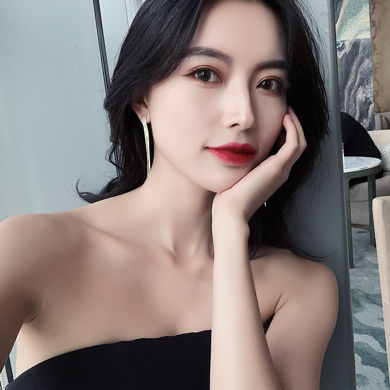Tassel Earrings High-Grade Sense Wholesale Temperament Long Earrings Fashion Retro 925 Silver Needle Earrings Light Luxury Women Application Scenario