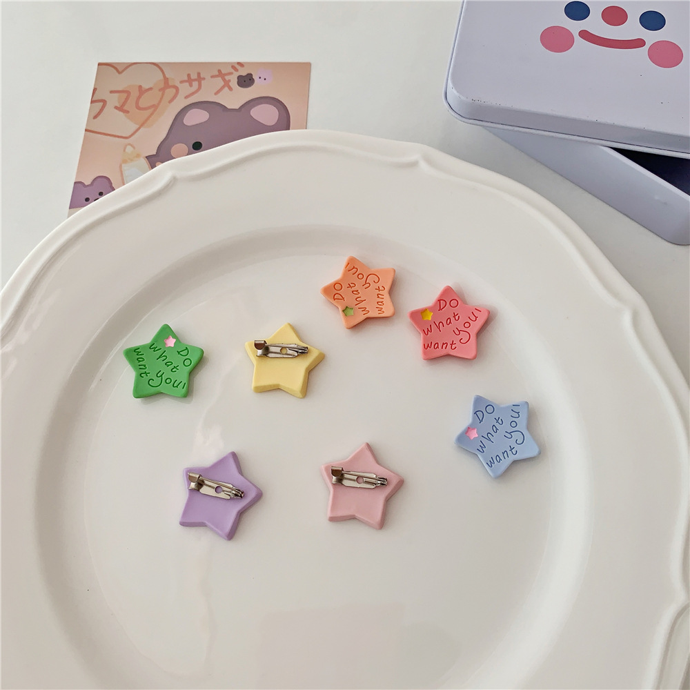 Japanese-style JK star brooches, five-pointed star pins, girlish hair accessories, cute badges, clothes, bags, skirts and accessories Specification image