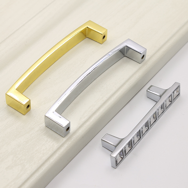 Crystal handle U-shaped modern and simple drawer, shoe cabinet, cabinet door, diamond double-hole handle, factory low price wholesale Application Scenario