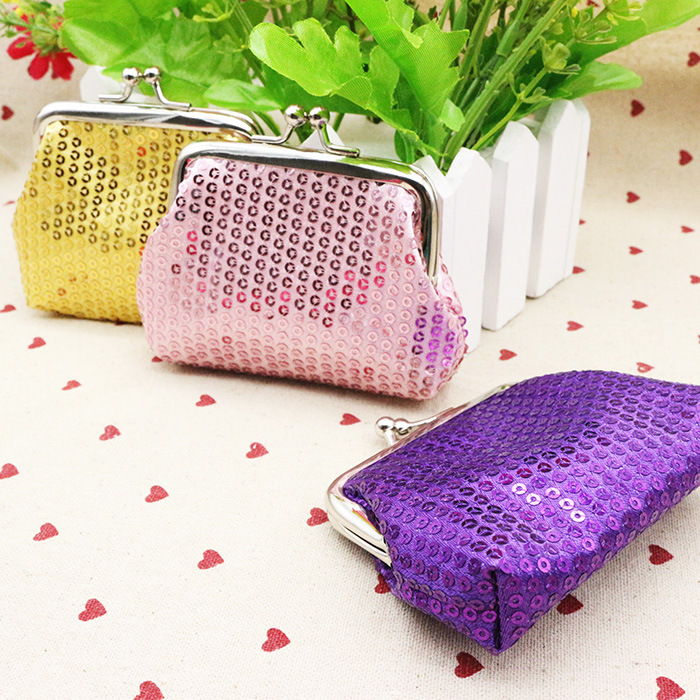 New Small Fresh Sequin Coin Purse Fabric Mouth Gold Bag Girl Coin Bag Christmas Gift Wholesale Application Scenario
