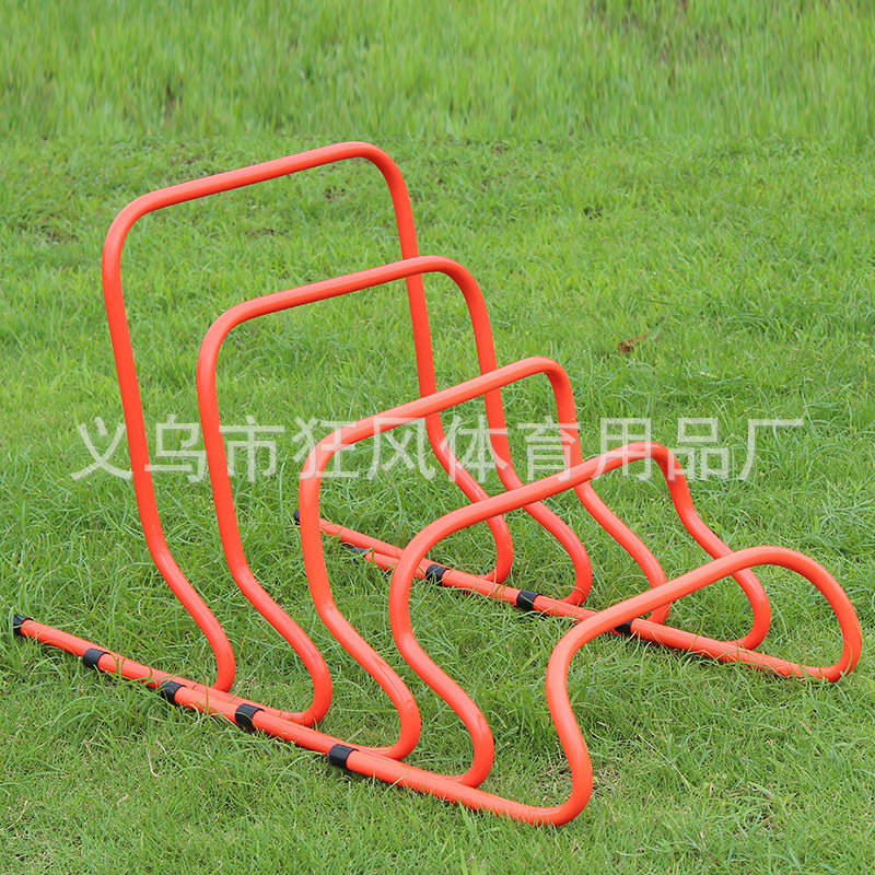 足球训练辅助用具实物图