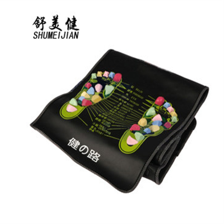 颈部按摩仪白底实物图