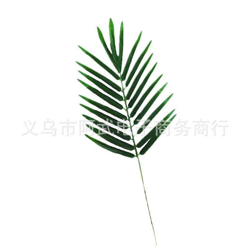 Wholesale of artificial plant leaves, single fern leaves, coconut tree leaves, indoor and outdoor decorative floral art products, flower arrangements, plastic plant leaves Application Scenario