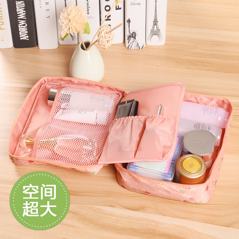 Floral fabric portable travel toiletry bag, waterproof travel storage bag, hand-held toiletry bag, square bag, makeup bag details Picture