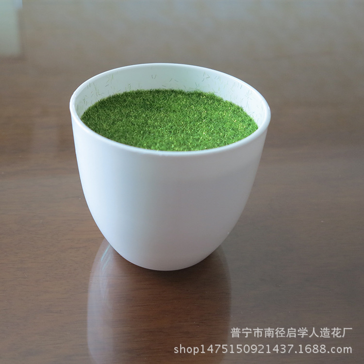 Thickened round white resin plastic flower POTS and vases, simple and modern plastic small flowerpots with foam, flower arrangement tools Application Scenario