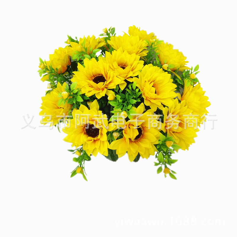 Artificial rose bouquets are cheap and beautiful. Wholesale of preserved flowers, chrysanthemums, plastic flowers, and 24 sunflowers details Picture