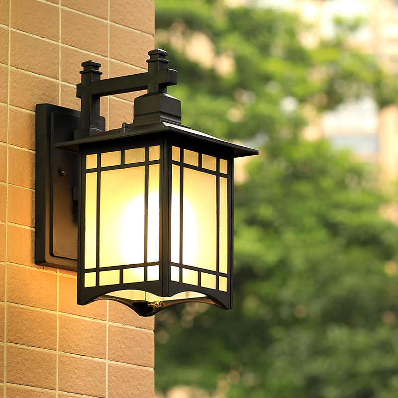 Outdoor balcony waterproof wall lamp European-style retro bedroom bedside lamp corridor corridor outdoor courtyard lamp wall lamp details Picture