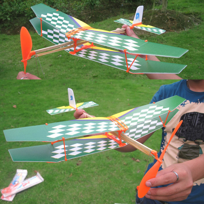 Wholesale of model aircraft assembly rubber band aircraft model toys, Tianchi rubber band power biplane science popularization model Application Scenario
