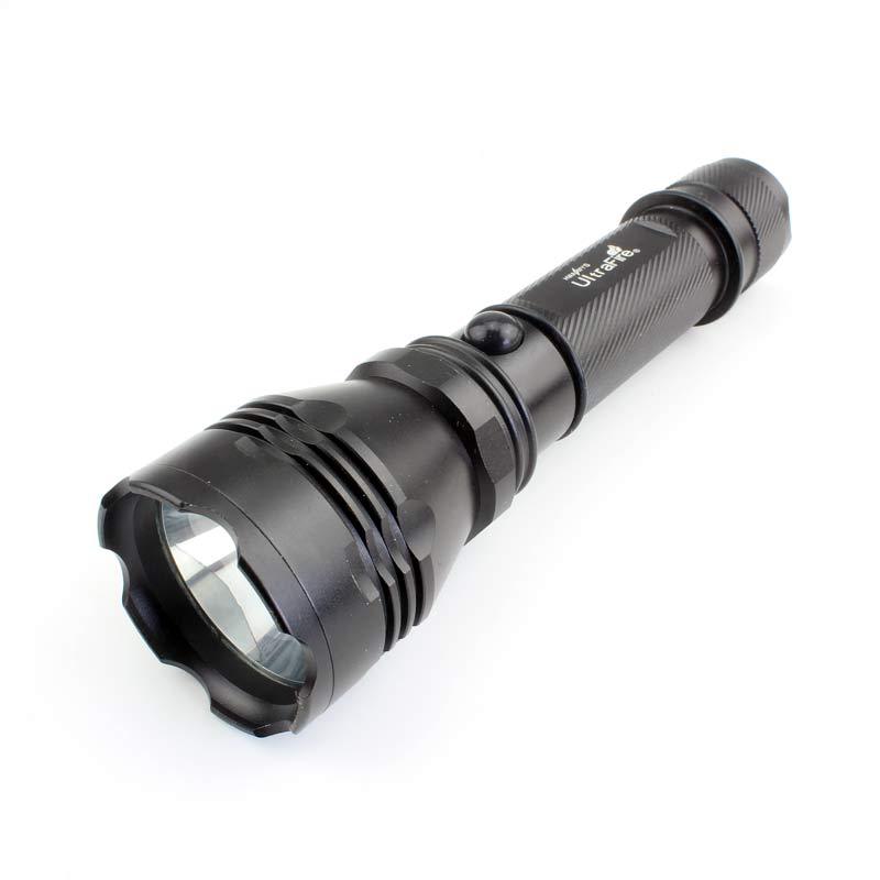 Hunter Tiger LED Strong Light Charging Waterproof Strong Light C6 flashlight Direct charging waterproof flashlight Outdoor lighting Item Picture