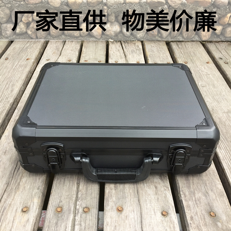 现货 大号黑色铝合金手提工具箱仪器设备样品展示箱配海绵模型
