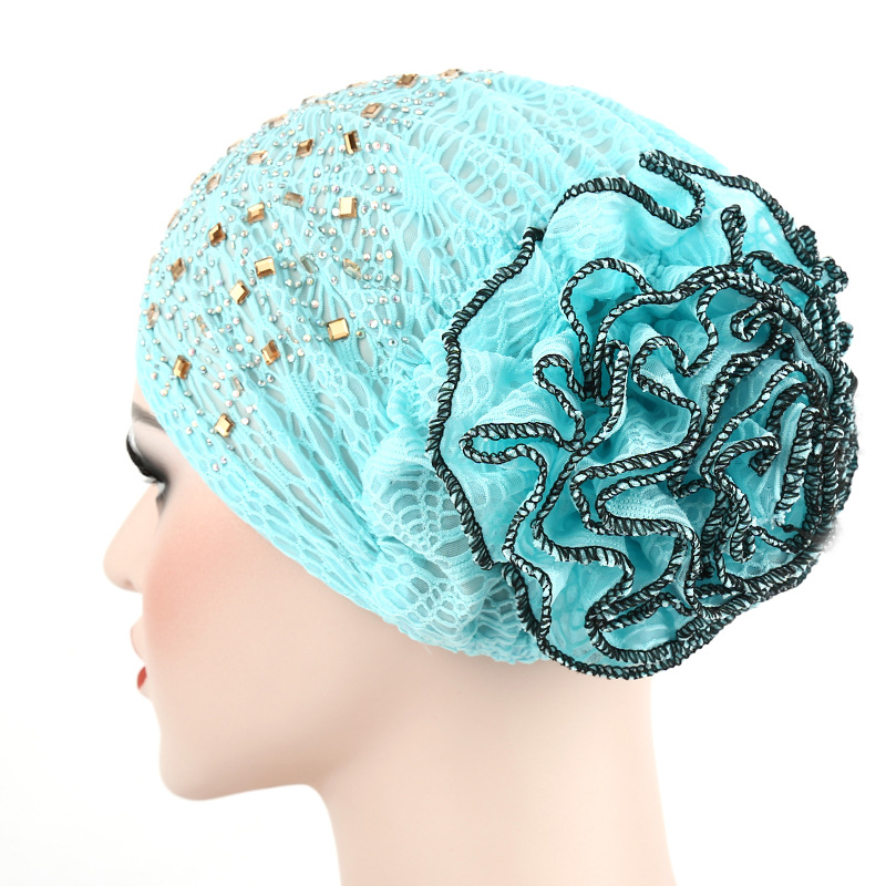 Amazon's new two-color embossed diamond square diamond plate flower hat with a flowered headscarf at the back and a Muslim headscarf Specification image