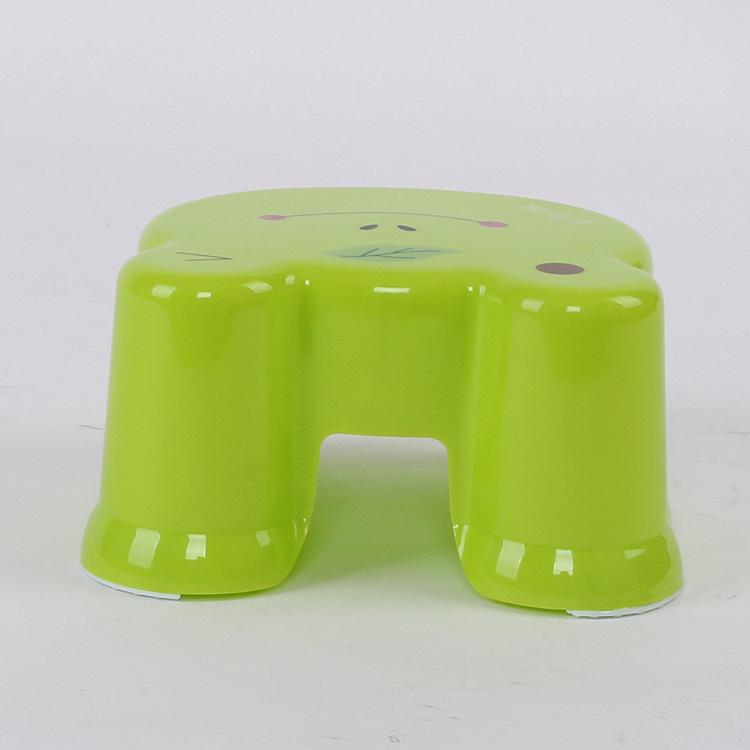 Creative anti-slip thickened low stools, new cartoon children's creative small stools, household convenient plastic stools wholesale details Picture