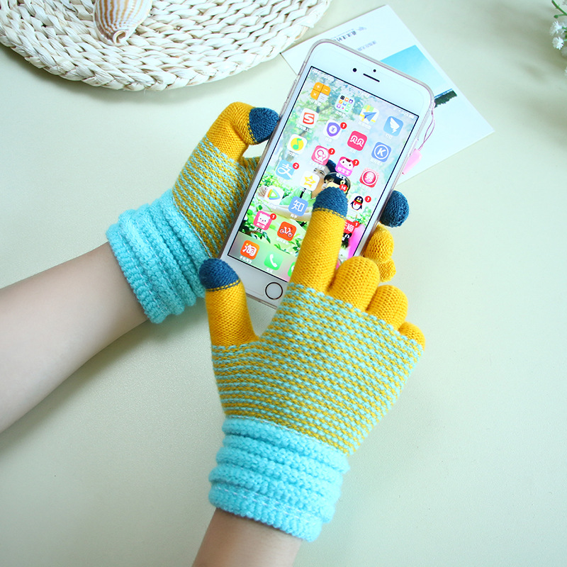 Wholesale of winter fleece and thickened Korean-style cold-proof, cute cycling touch screen warmth woolen knitted gloves for women Specification image