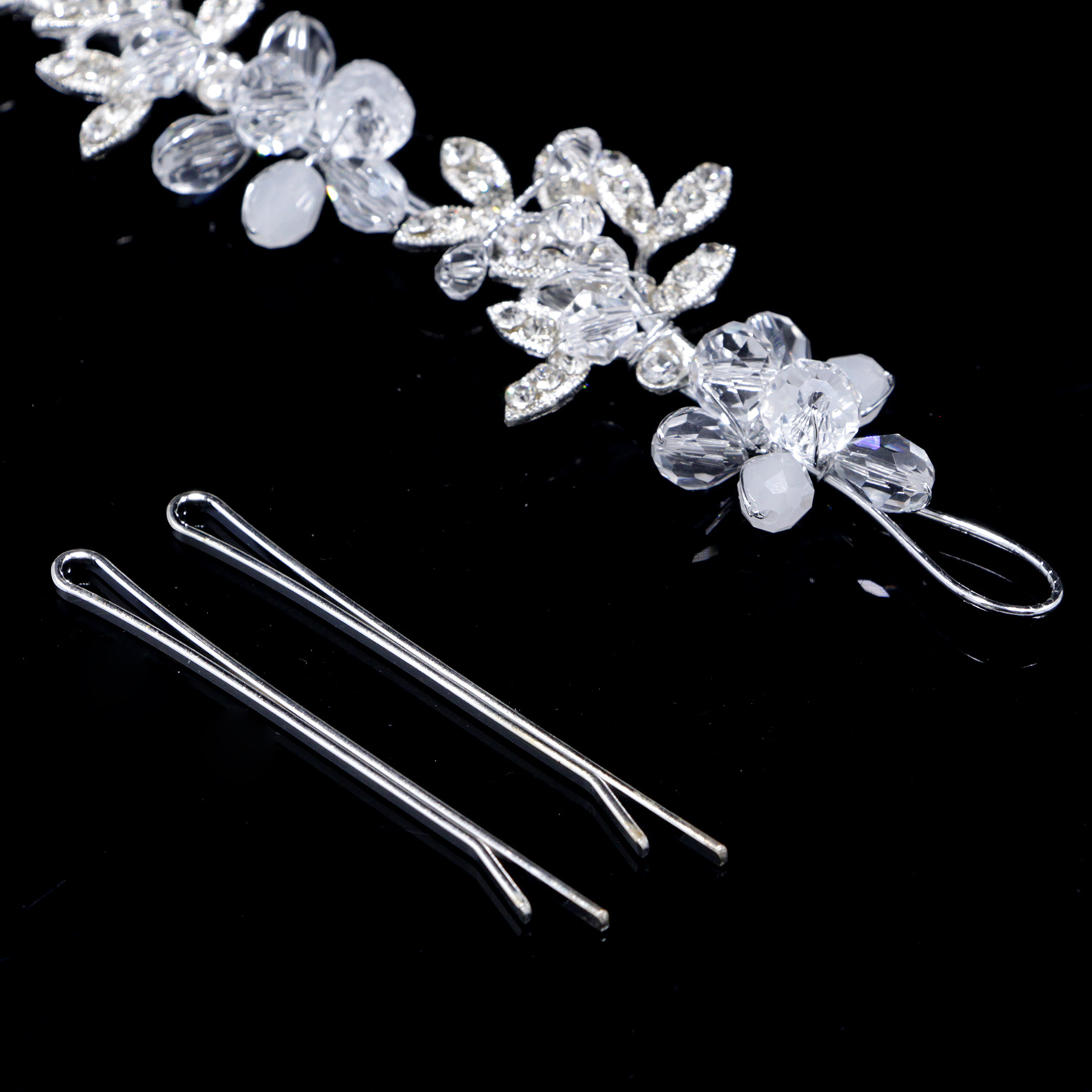 2023 -الجهة المصنعة لحزمة الشعر اللينة والسلسلة لحفلات الزفاف في حفل الزفاف بالبروتين الكريستال Item Picture