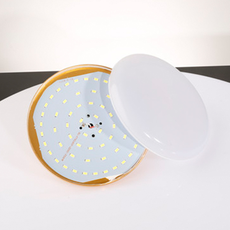 LED球泡灯实物图